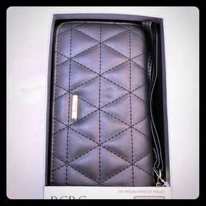 BCBG BRAND Ladies wallet